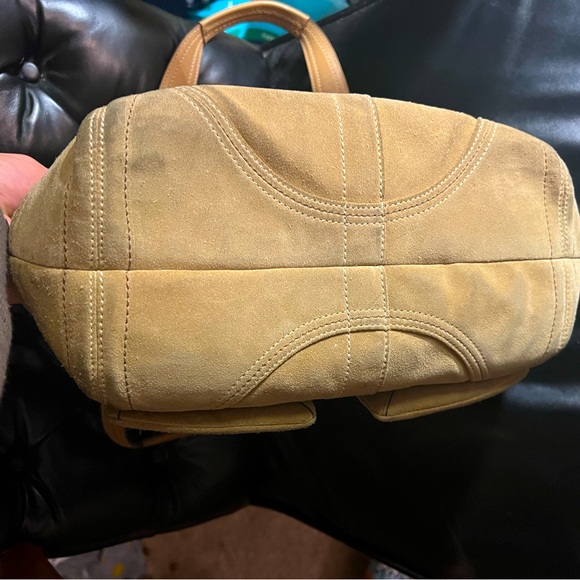 Vintage COACH Soho Suede Cargo Tote (Excellent condition) - Picture 5 of 10